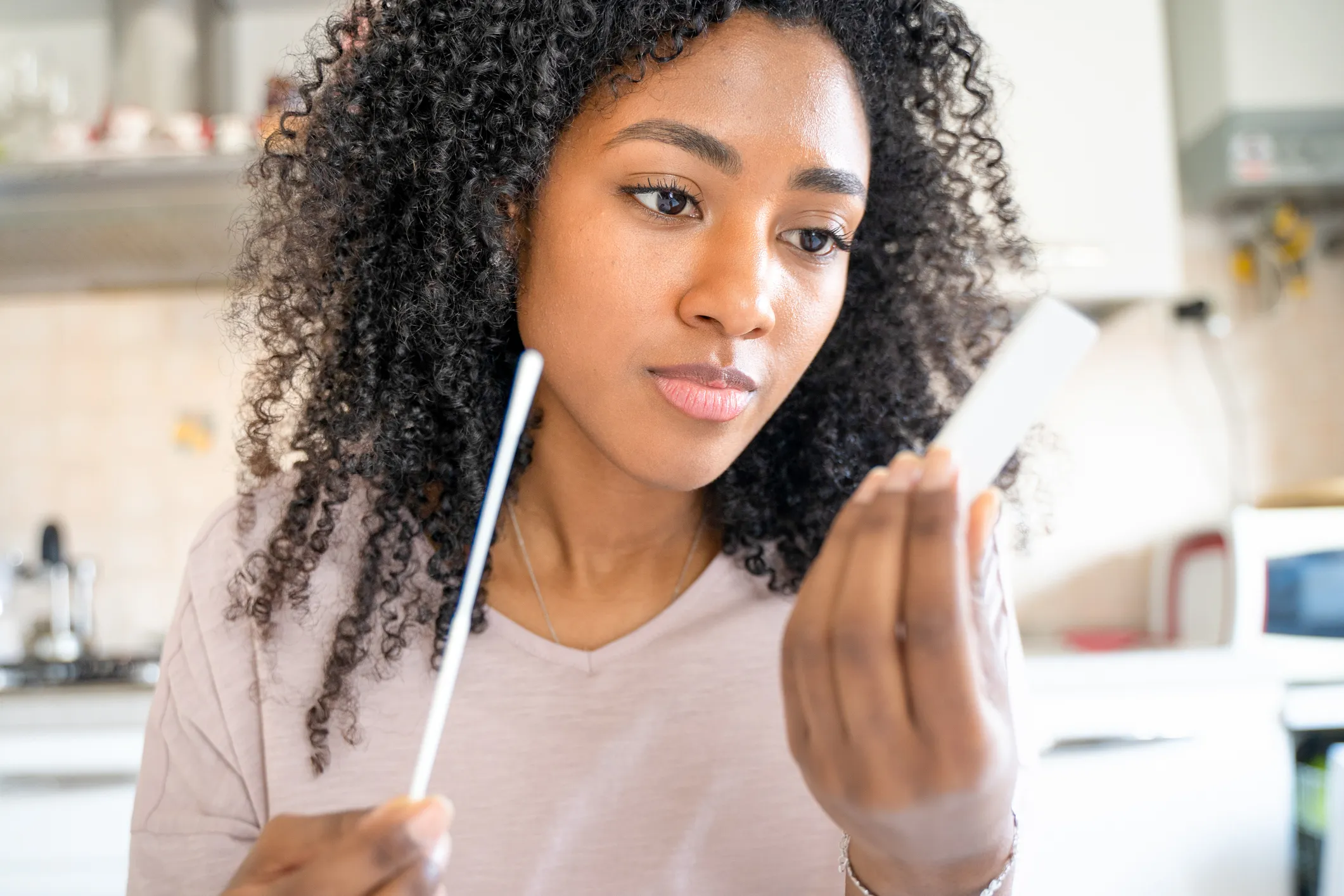 Person doing swab test